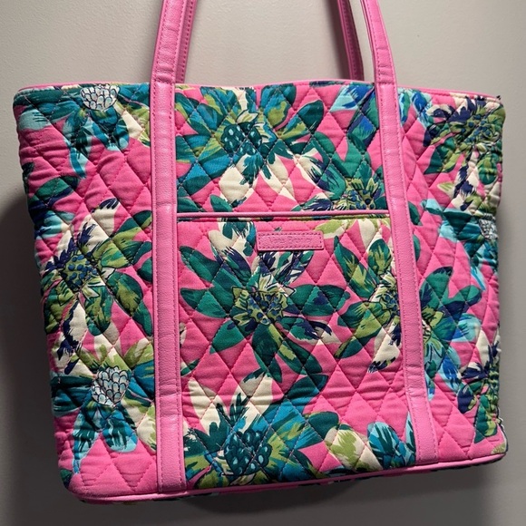 Vera Bradley Small Trimmed Vera Bag in Tropical Paradise _ Pink Teal Palm Trees - Picture 3 of 15
